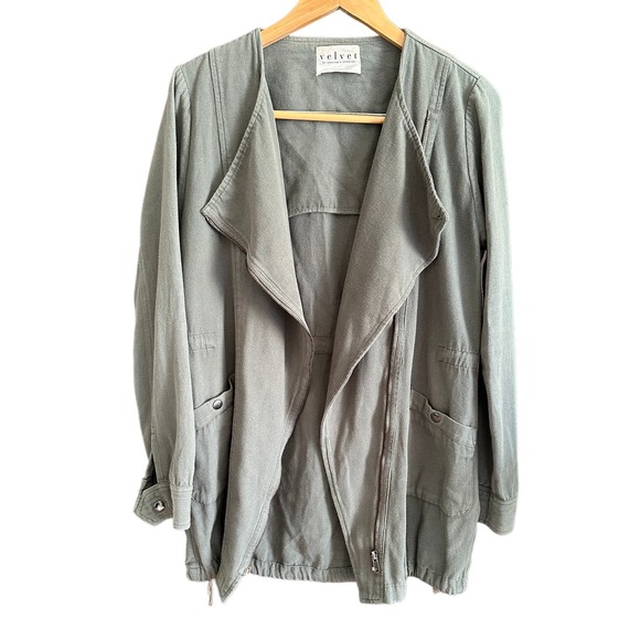 VELVET by GRAHAM & SPENCER | Soft Green Moto Style Field Jacket | Small - Picture 1 of 6